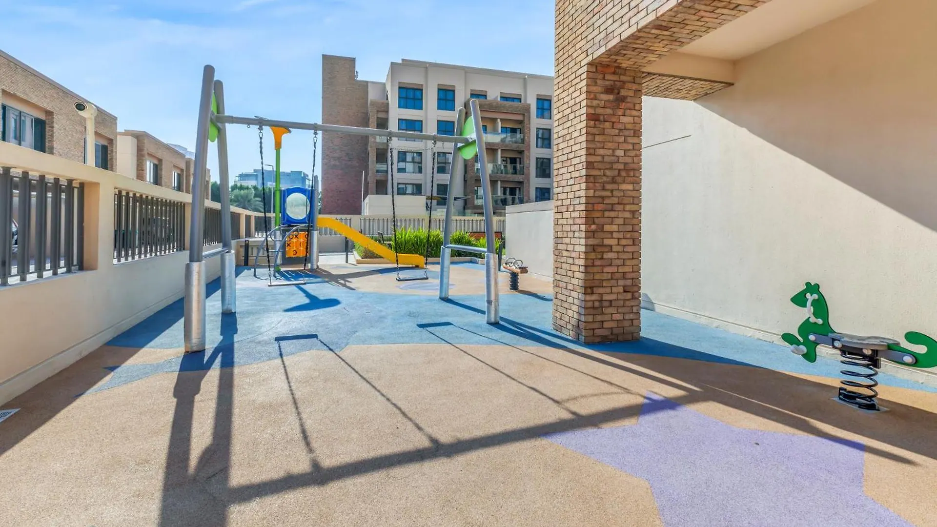 New! Spacious 1Bhk With Maids Room - Jvc Dubai Apartment