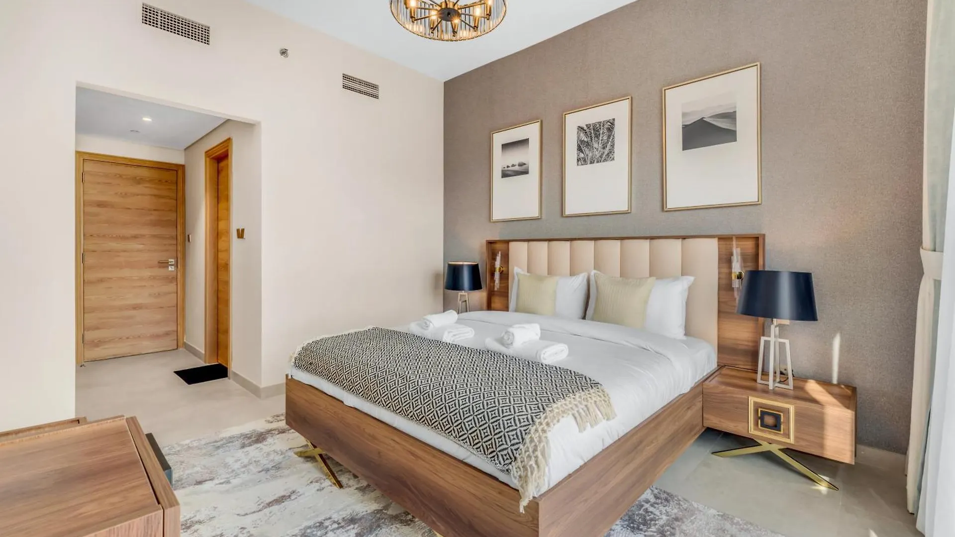 New! Spacious 1Bhk With Maids Room - Jvc Dubai 0*,  United Arab Emirates