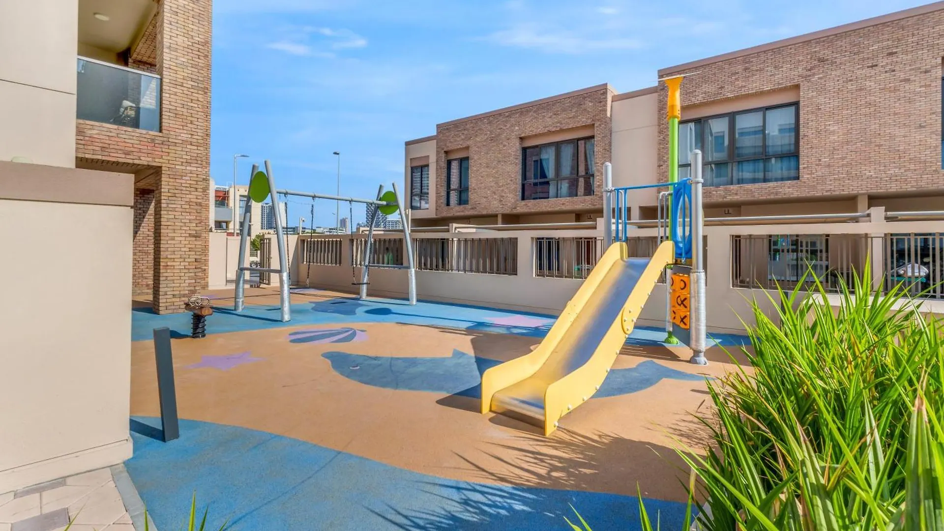 New! Spacious 1Bhk With Maids Room - Jvc Dubai