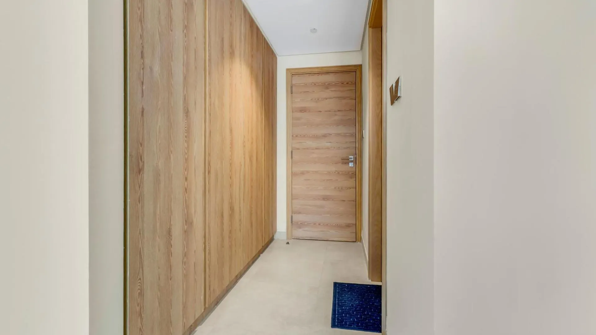New! Spacious 1Bhk With Maids Room - Jvc Dubai
